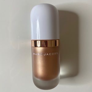 Marc Jacos Beauty, Bronzer